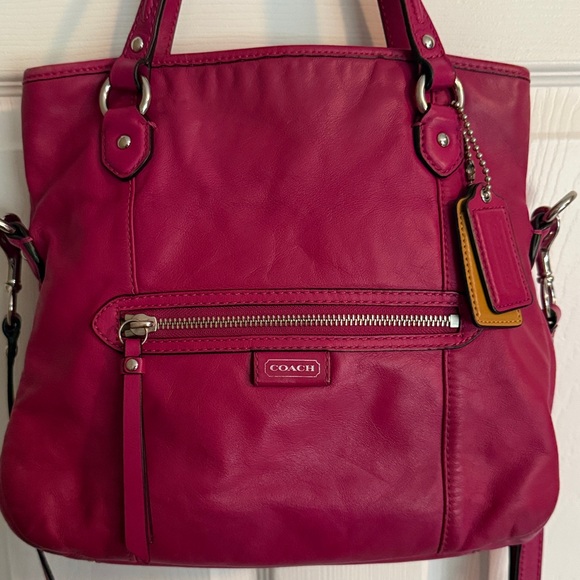 Coach Daisy Mia (COACH F23901) - Picture 1 of 17